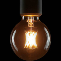 E27 LED Globe 80 klar warmweiß 2