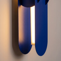 TH.777 Wandleuchte CHAIN 91 ultramarin LED 3000K 4