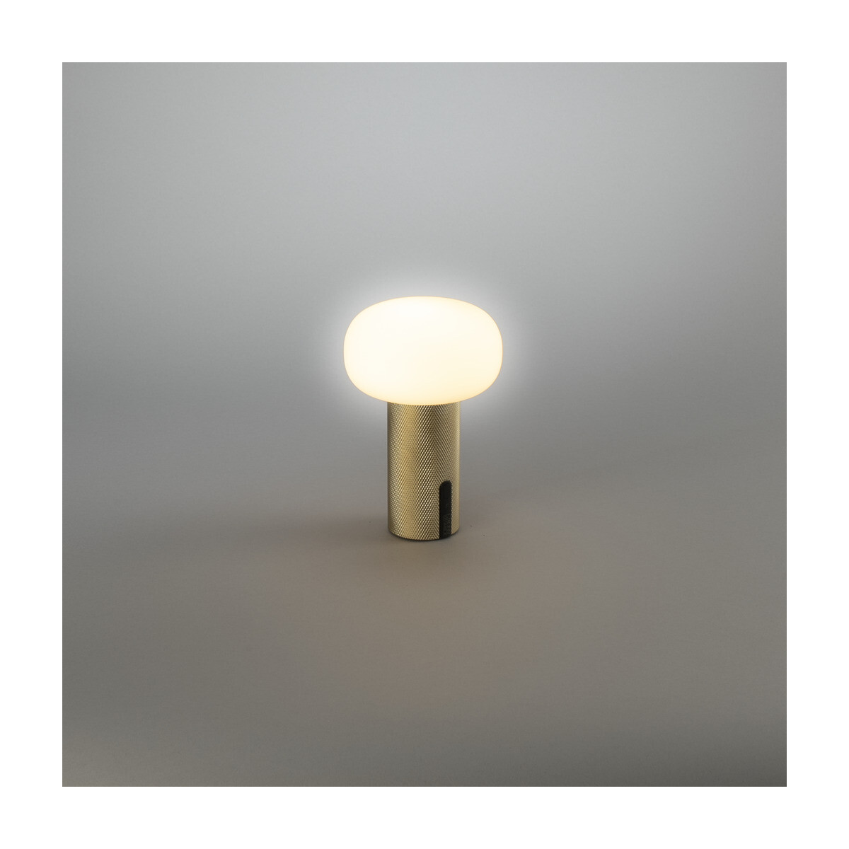 Antibes Mini USB-LED-Tischleuchte messing matt