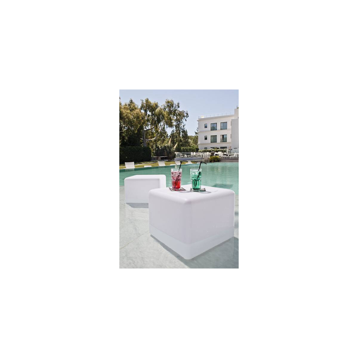 LED XL Würfel 43x43 cm CUBE steuerbar per APP